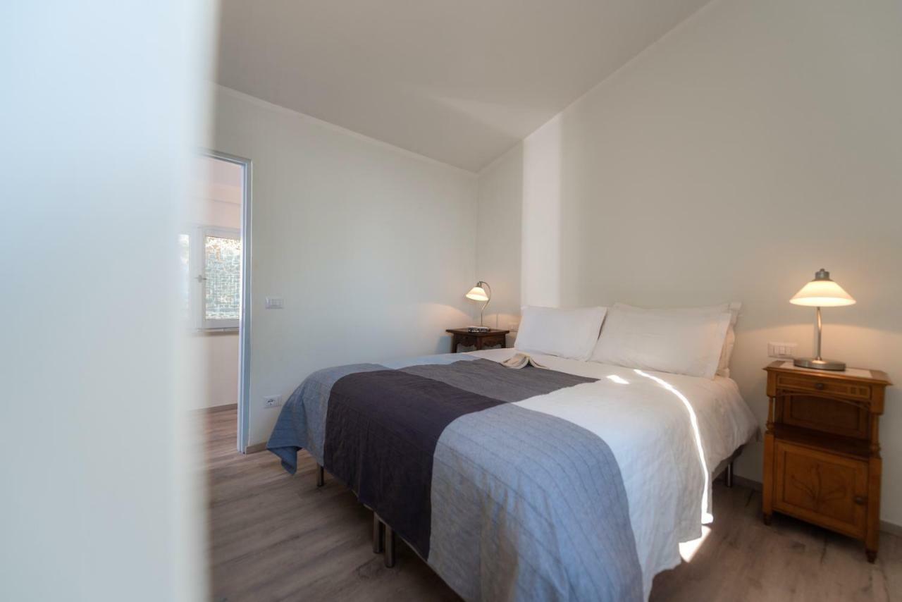 The Loft Apartment Monte del Lago Ngoại thất bức ảnh