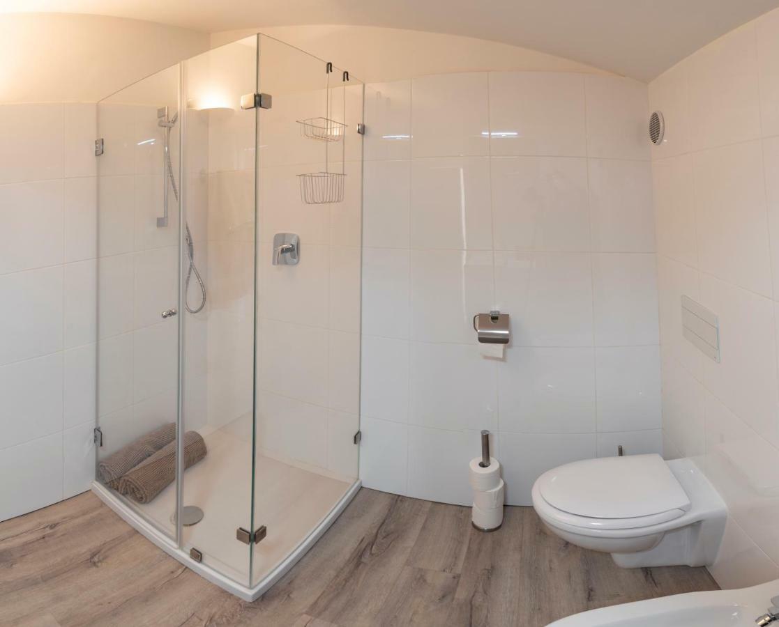 The Loft Apartment Monte del Lago Ngoại thất bức ảnh